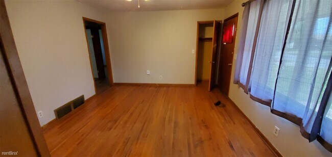 Building Photo - 3 br, 1 bath House - 2316 W Wildwood Rd