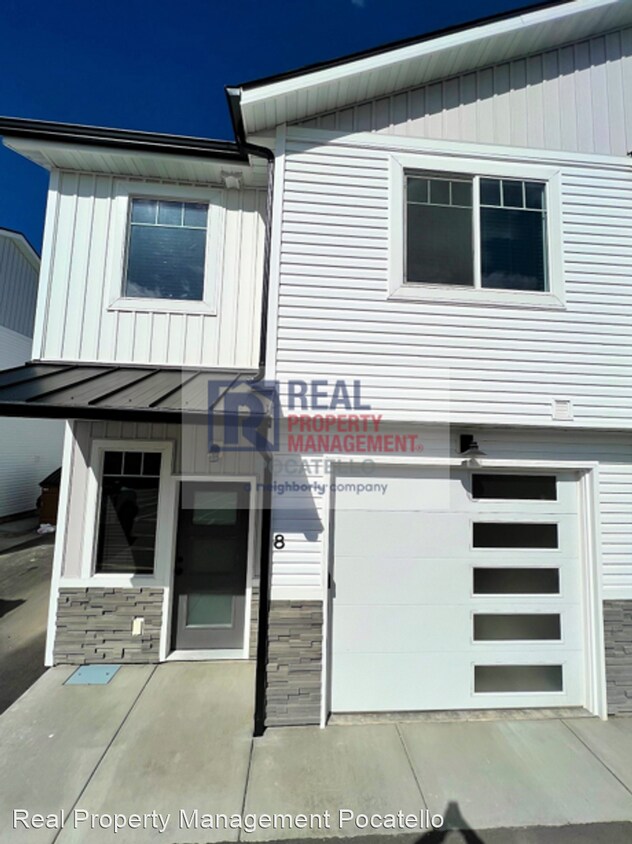 3 br, 2.5 bath House 179 Park Lawn 8 House Rental in Chubbuck, ID