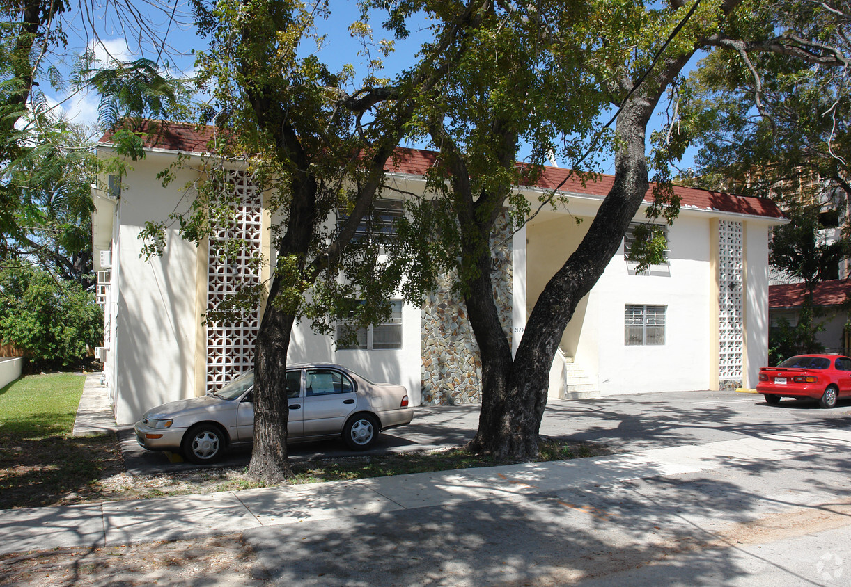 Building Photo - 2179 NW 18th Ter