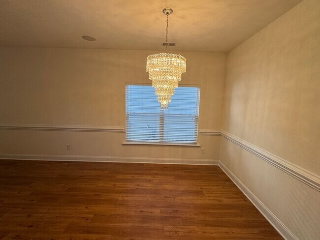Foto del edificio - 6622 Latherton Ln