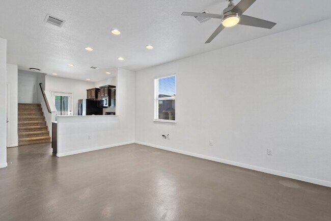 Building Photo - 5804 Loblolly Ln