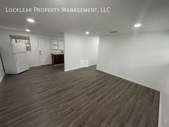Foto del edificio - Recently Renovated Duplex