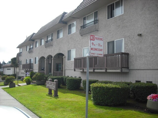 Building Photo - 1450 Southgate Ave