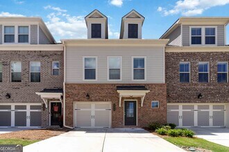 Building Photo - 6504 Brooklake Ct SE