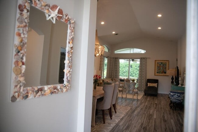 Foto del edificio - 9825 Mantova Dr