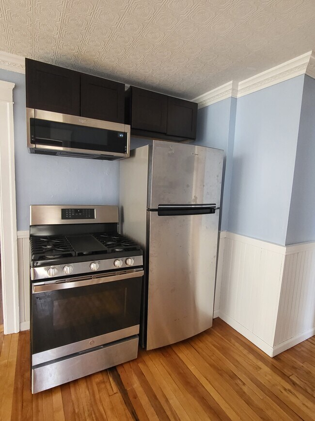 42 Upton St Unit 2, Cherry Valley, MA 01611 Apartments in Cherry