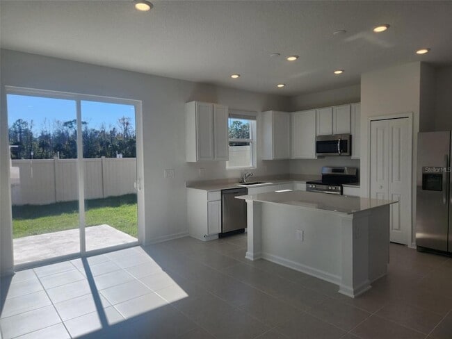 Foto del edificio - 2724 Skyline Lp