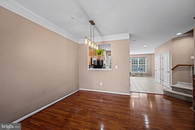 Foto del edificio - 735 Parev Way