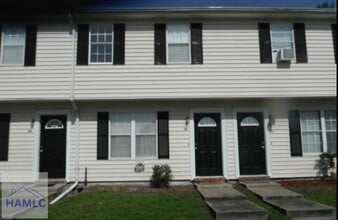 Building Photo - 1100-1B Pineland Ave