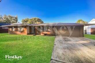 Building Photo - 1736 Borden Dr