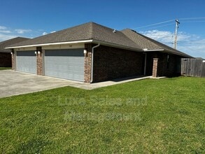 Building Photo - 1407 MacAlpine St