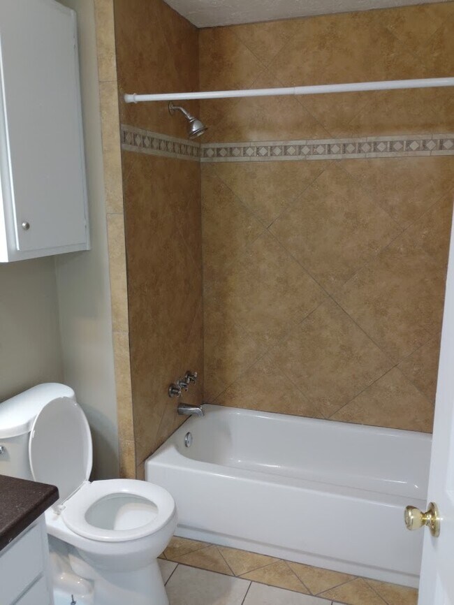 Foto del edificio - 928 Chelwood Park Blvd NE