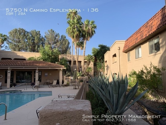 Building Photo - 5750 N Camino Esplendora