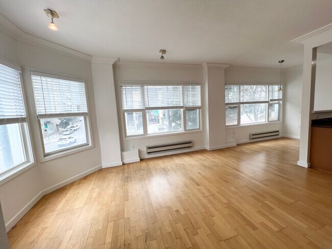 Foto del edificio - 900 Van Ness Ave