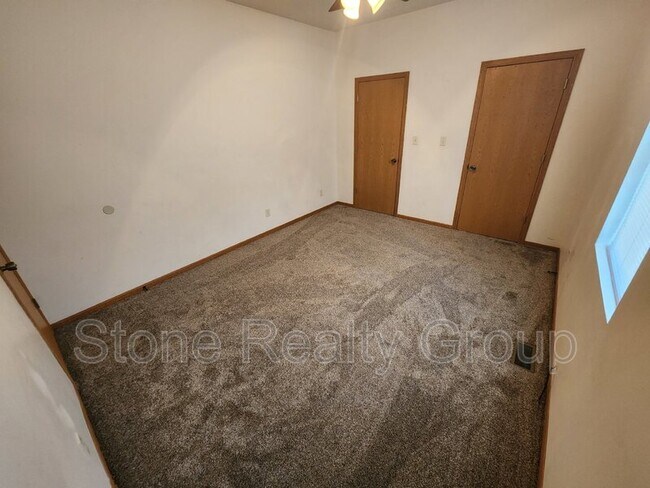 Foto del edificio - 2476 N Main St
