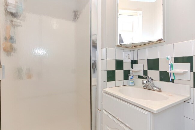 Building Photo - 6 O St