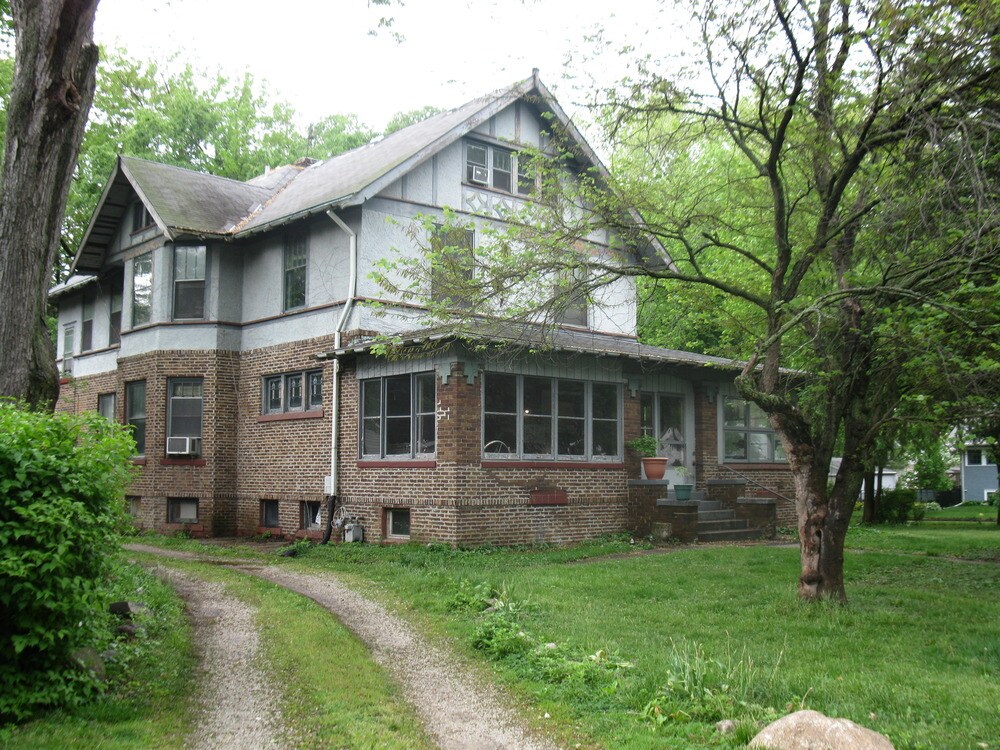 Building Photo - 509 N Willis Ave