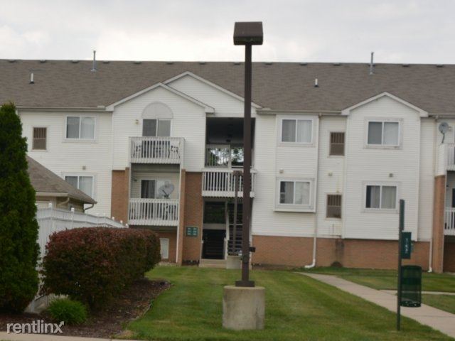 Building Photo - 31550 Van Born Rd
