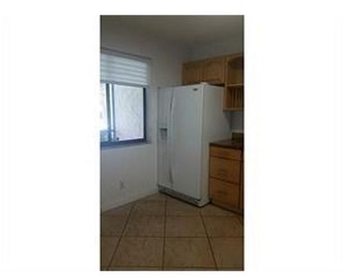 Building Photo - 286 Racquet Club Rd