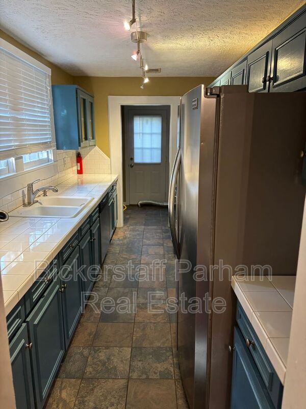 Foto del edificio - 1221 Owsley Ave