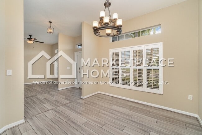 Building Photo - 4213 Garden Blvd