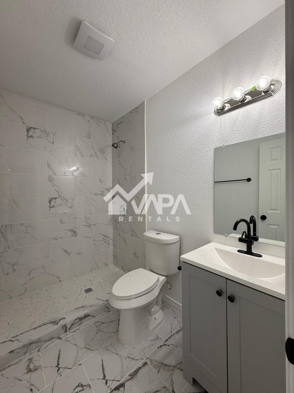 Building Photo - 4028 Coral Sunrise