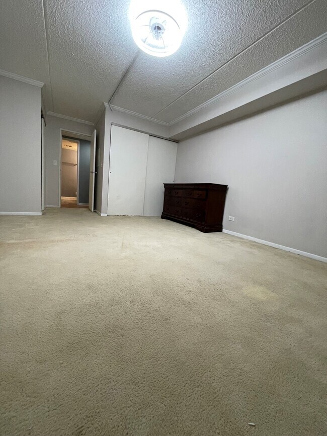 Building Photo - 5S 66 Pebblewood Ln