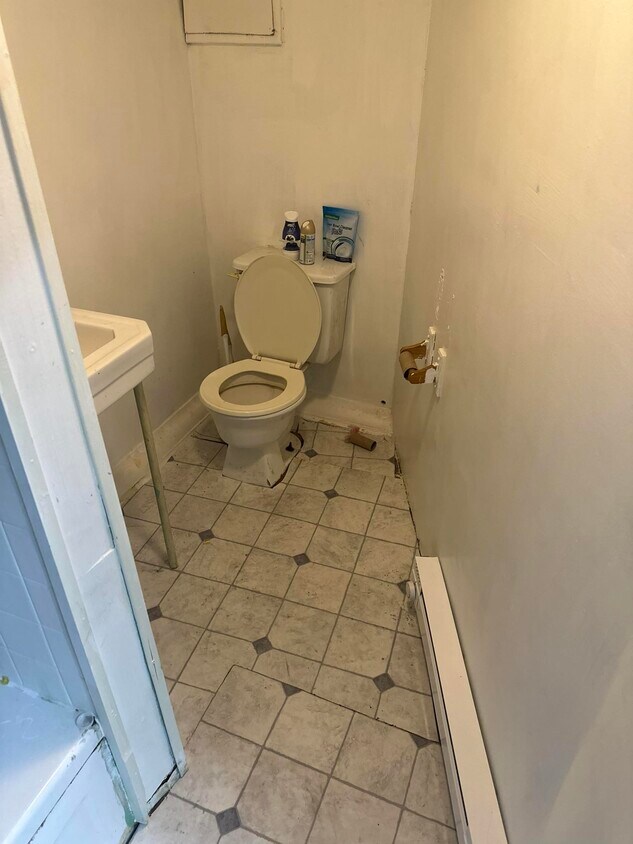 135 Mill St, Lewistown, PA 17044 House Rental in Lewistown, PA