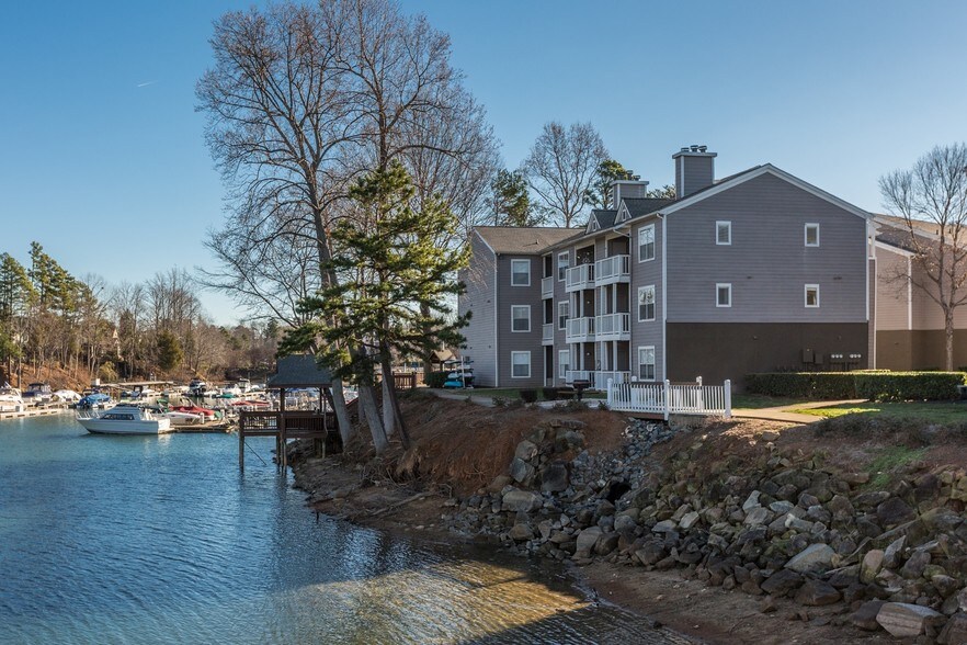 Sailpointe At Lake Norman Rentals Cornelius, NC