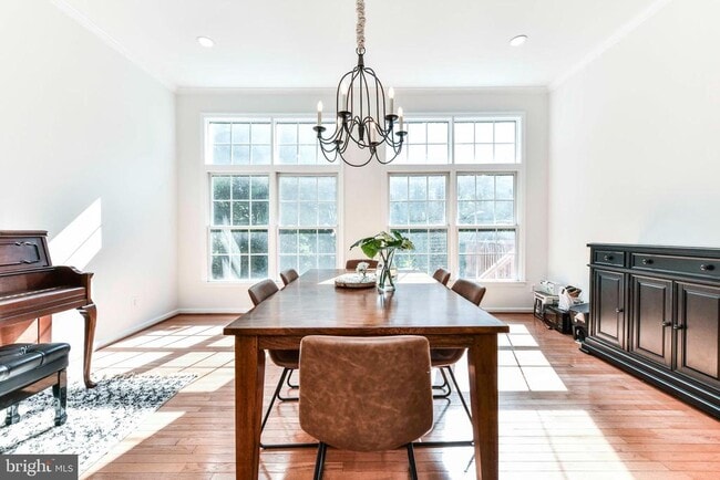 Foto del edificio - 46342 Summerhill Pl