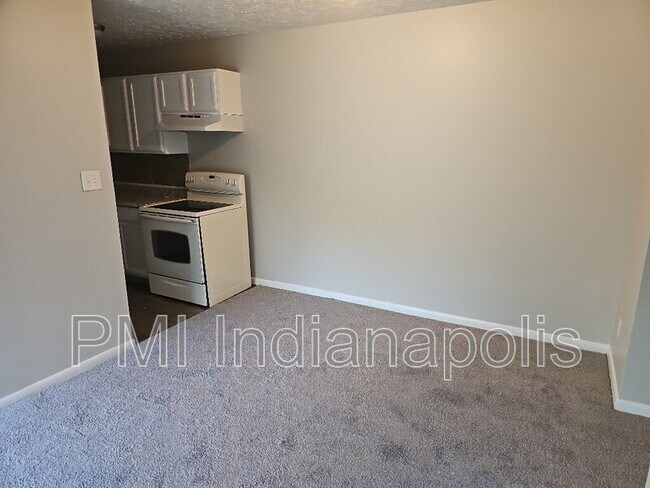 Foto del edificio - 6220 E 11th St