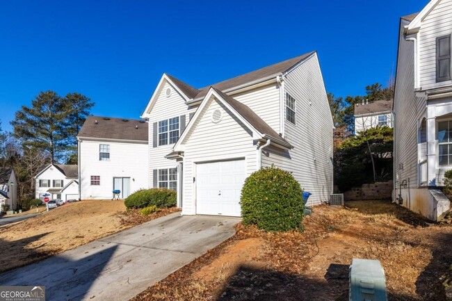 Building Photo - 400 Spring Head Dr SE