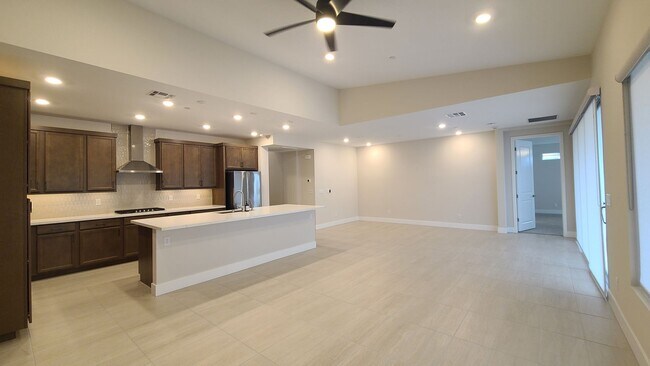 Foto del edificio - Townhome located in Trilogy community in Summerlin.