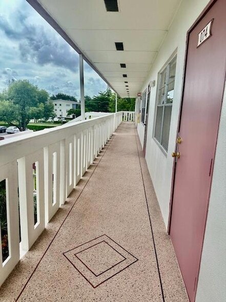 Foto del edificio - 74 Fanshaw B