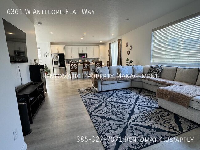 Building Photo - 6361 W Antelope Flt Wy