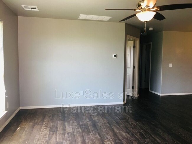 Photo - 591 Washington Ave E House