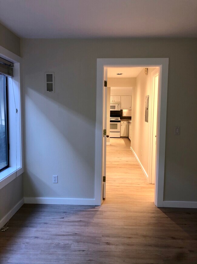 Foto del edificio - 5150 S Landing Dr