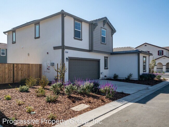 Foto del edificio - 4 br, 3 bath House - 6086 Oxford Place