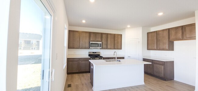 Foto del edificio - 3756 Fender St