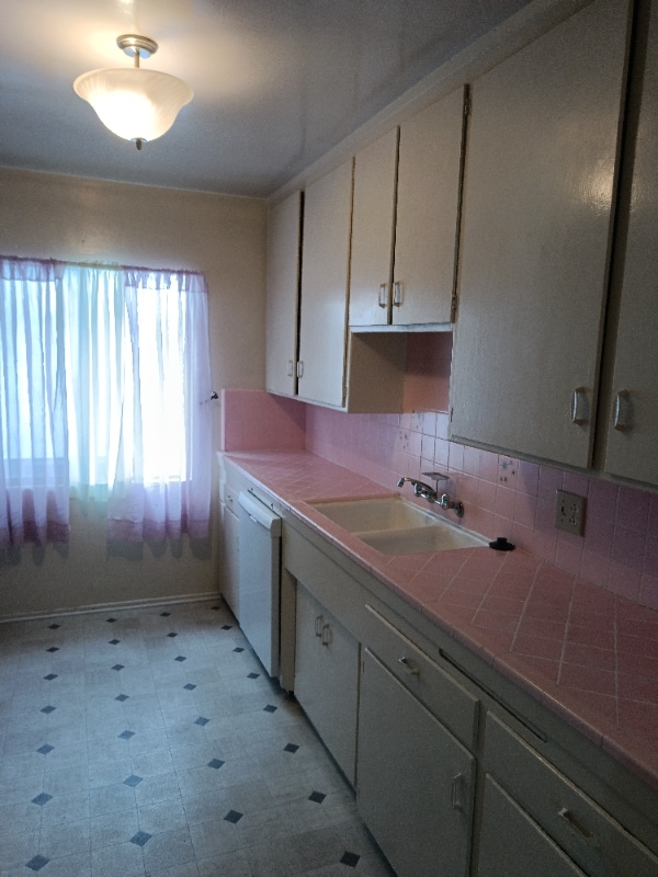 Photo - 1128 S Bedford St Apartment