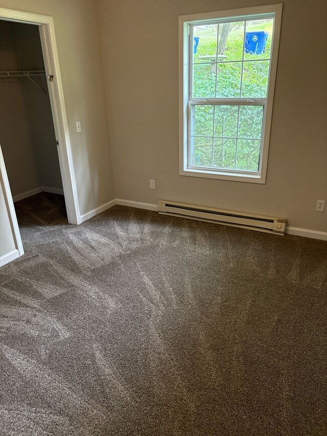 Foto del edificio - Newly Remodeled 3 Bedroom in East Asheville