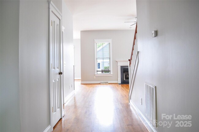 Foto del edificio - 3010 Colonel Springs Way