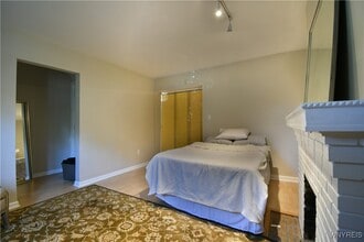 Building Photo - 54 Normal St