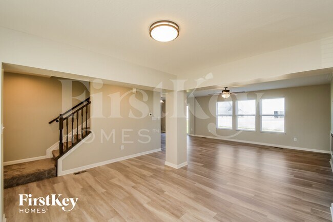Foto del edificio - 5510 Wood Spg Ln