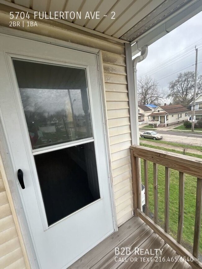 Building Photo - "Discover Your Perfect Sanctuary: Spacious...