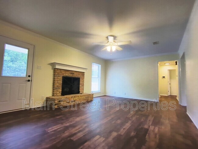 Foto del edificio - 3545 Hopestill Rd