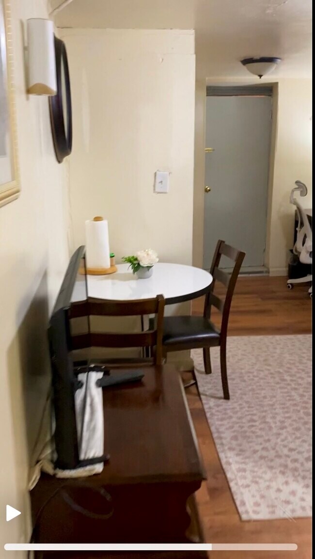 Foto del edificio - 4095 Washington St