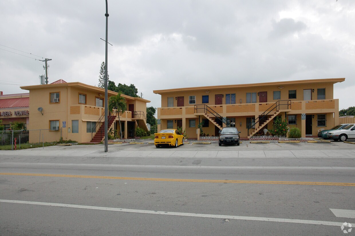 Foto principal - 1111 Palm Ave