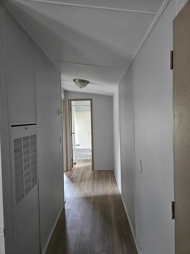 Foto del edificio - 935 Calvert Dr