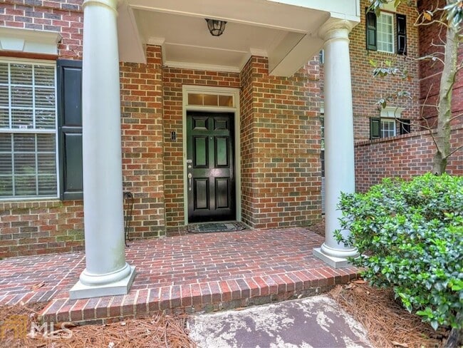Building Photo - 4805 Ivy Ridge Dr SE